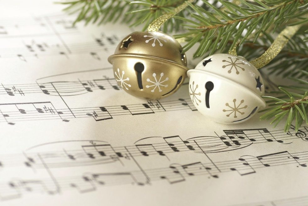 traditional-french-christmas-songs-bonjour-bienvenue-the-french-hub